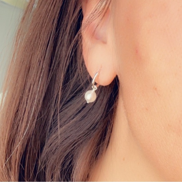 Freshwater Pearl Sterling Silver Huggie Hoop Earrings - Picture 12 of 12